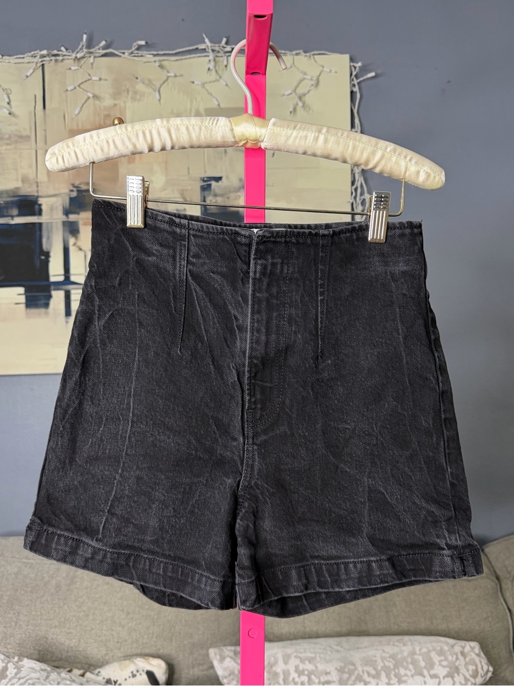 Reformation Jeans Astaire Black Denim Shorts Size 25 High Rise ✨